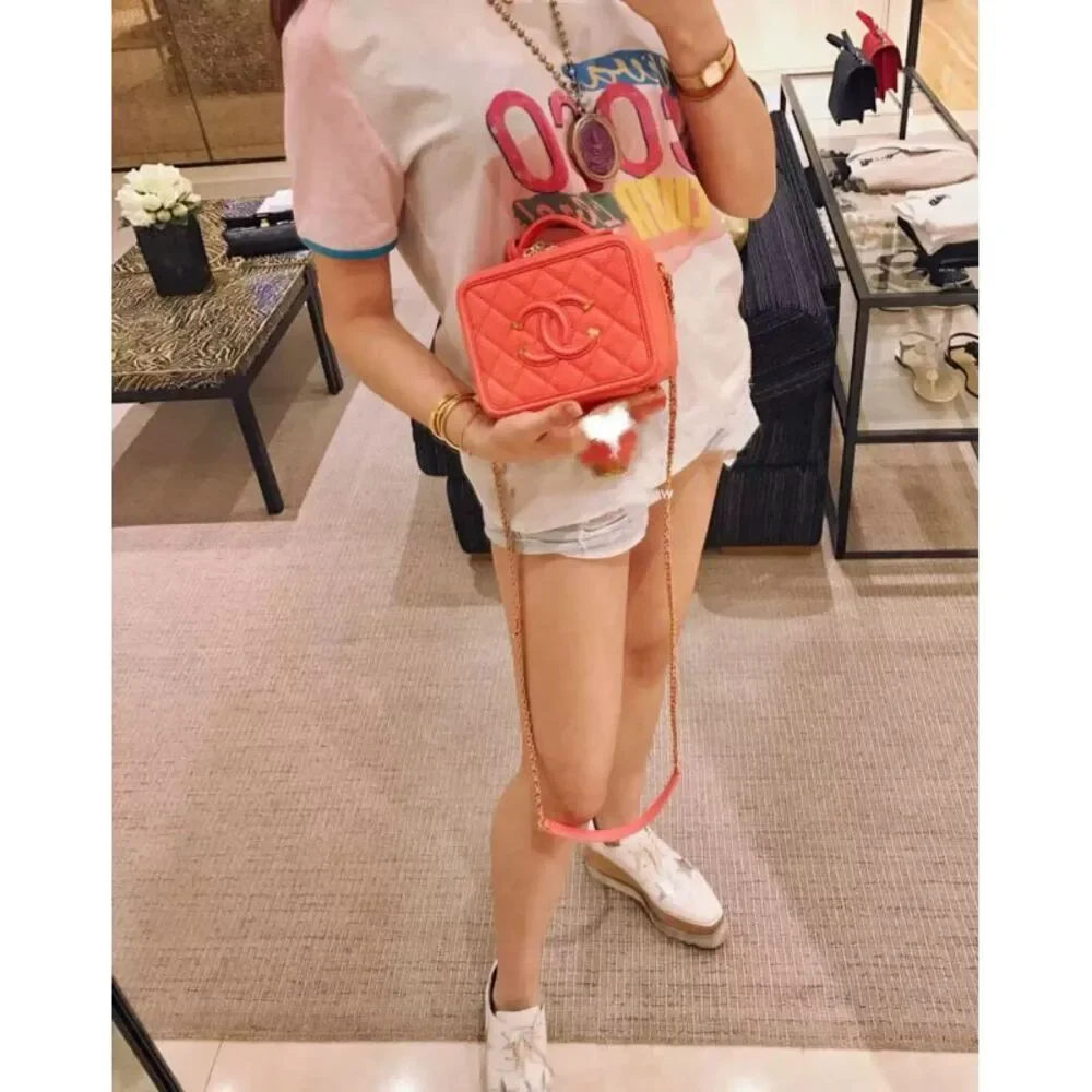 Chanel Women Pre-Loved Bag Very Good Condition